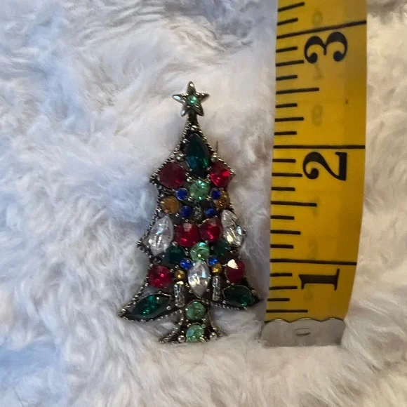 Vintage Rhinestone multicolored Christmas Tree Vintage Brooch/Pin Gold Tone - Picture 2 of 3